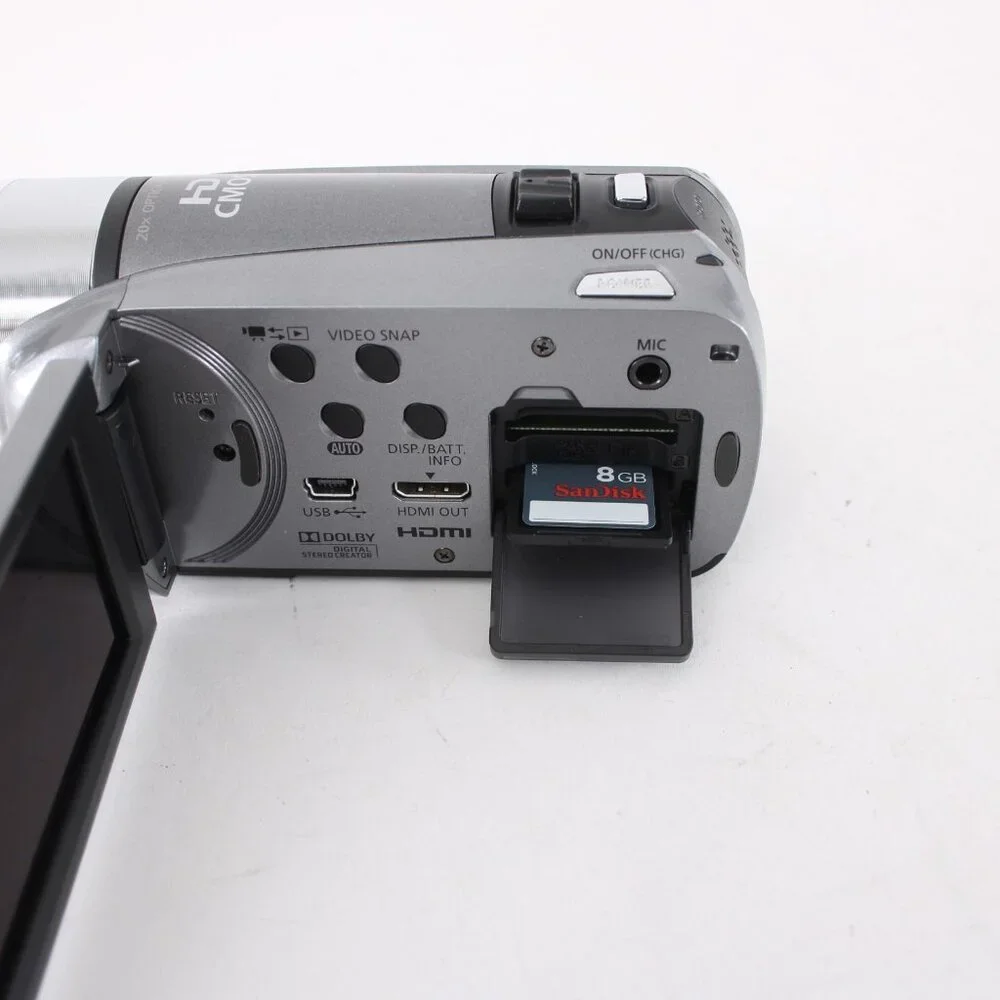 Canon Vixia HF Video Camcorder R200 DC 3.7V HD 28X Zoom W/ Accessories Camcorder